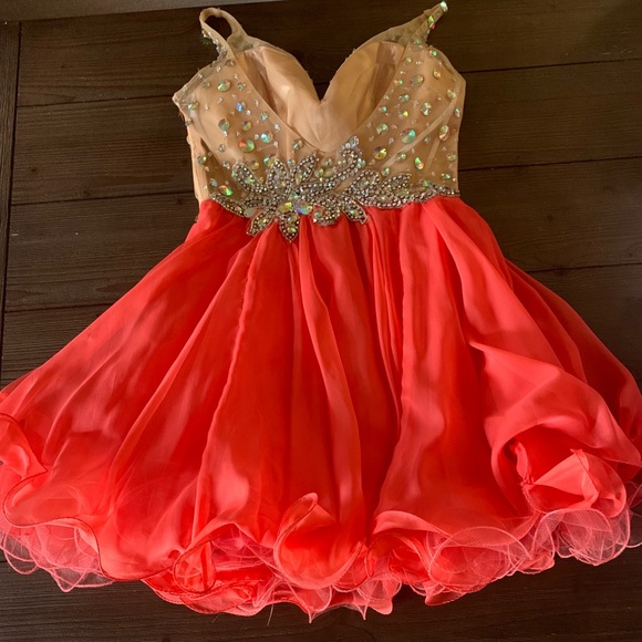 Beautiful formal dress nude top coral full skirt - Picture 2 of 5